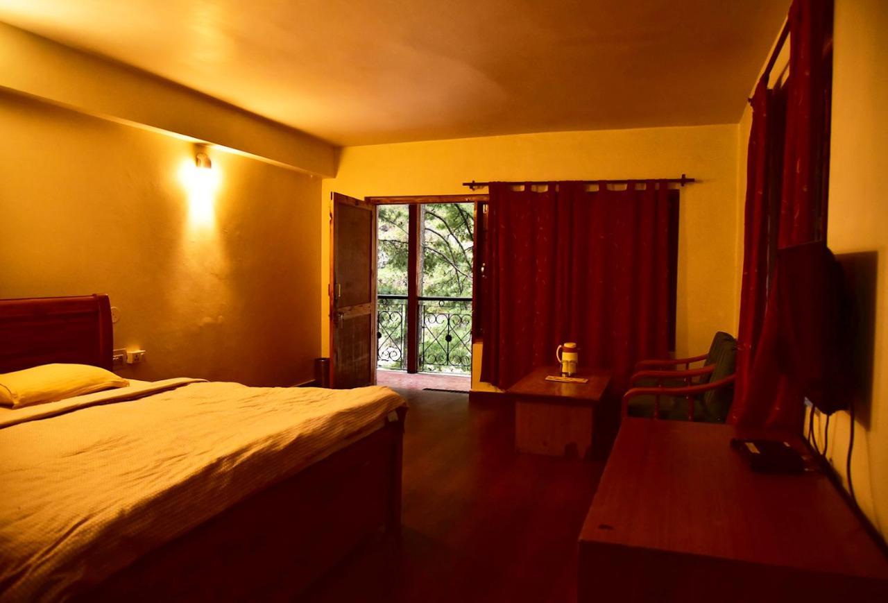 The Alpine Guest House Kasol Exterior photo