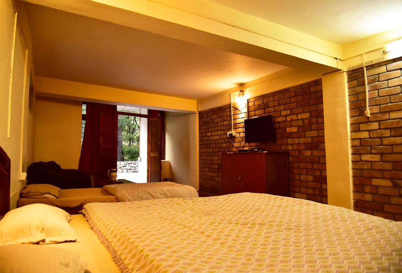 The Alpine Guest House Kasol Exterior photo